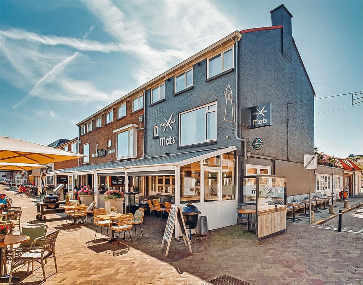 Thom Groenendal koopt Mats in Egmond aan Zee